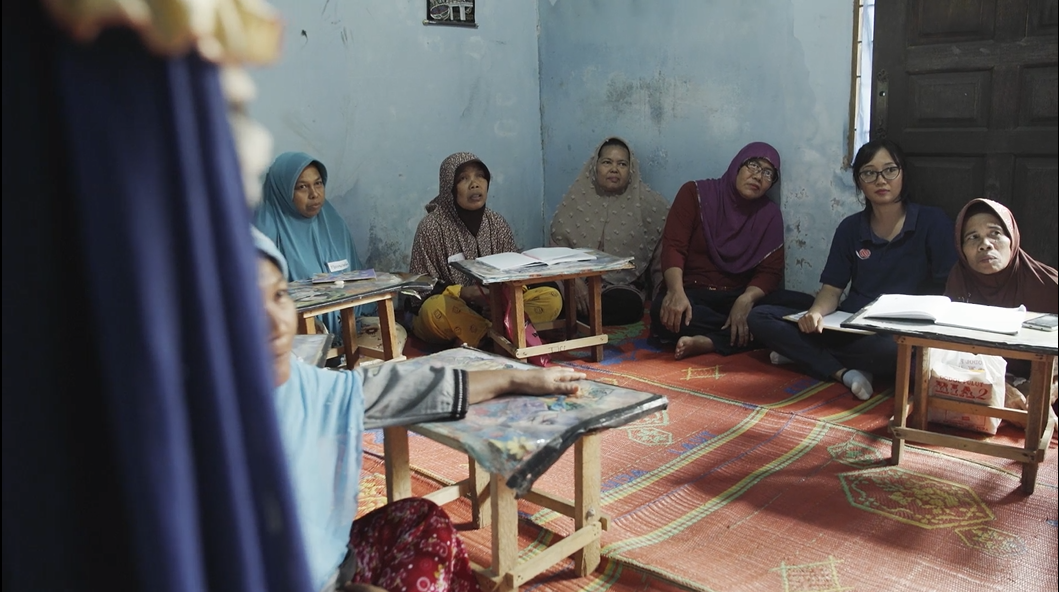 Du kan gi ei gåve til utdanning for kvinner i Indonesia på Giving Tuesday