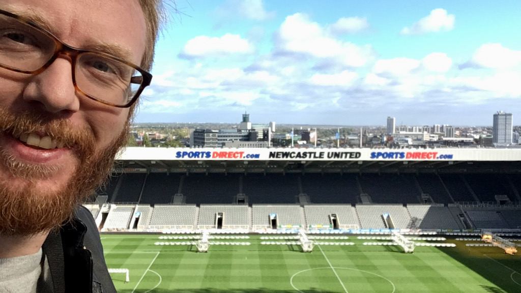 Hjelp, fotballklubben min har blitt overtatt av et ondt regime!