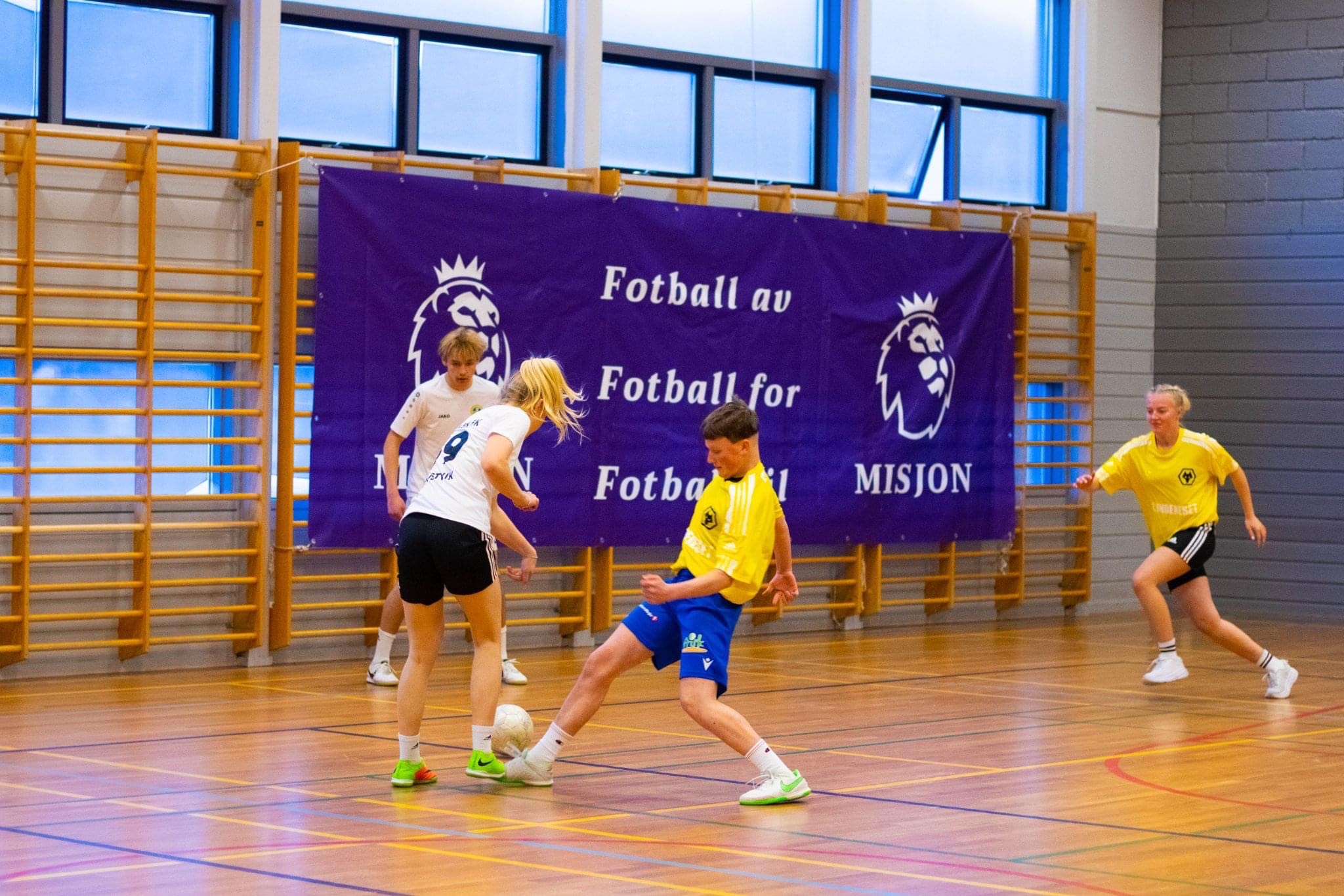 Denne internatskolen samler inn penger til misjonen på en engasjerende og gøy måte