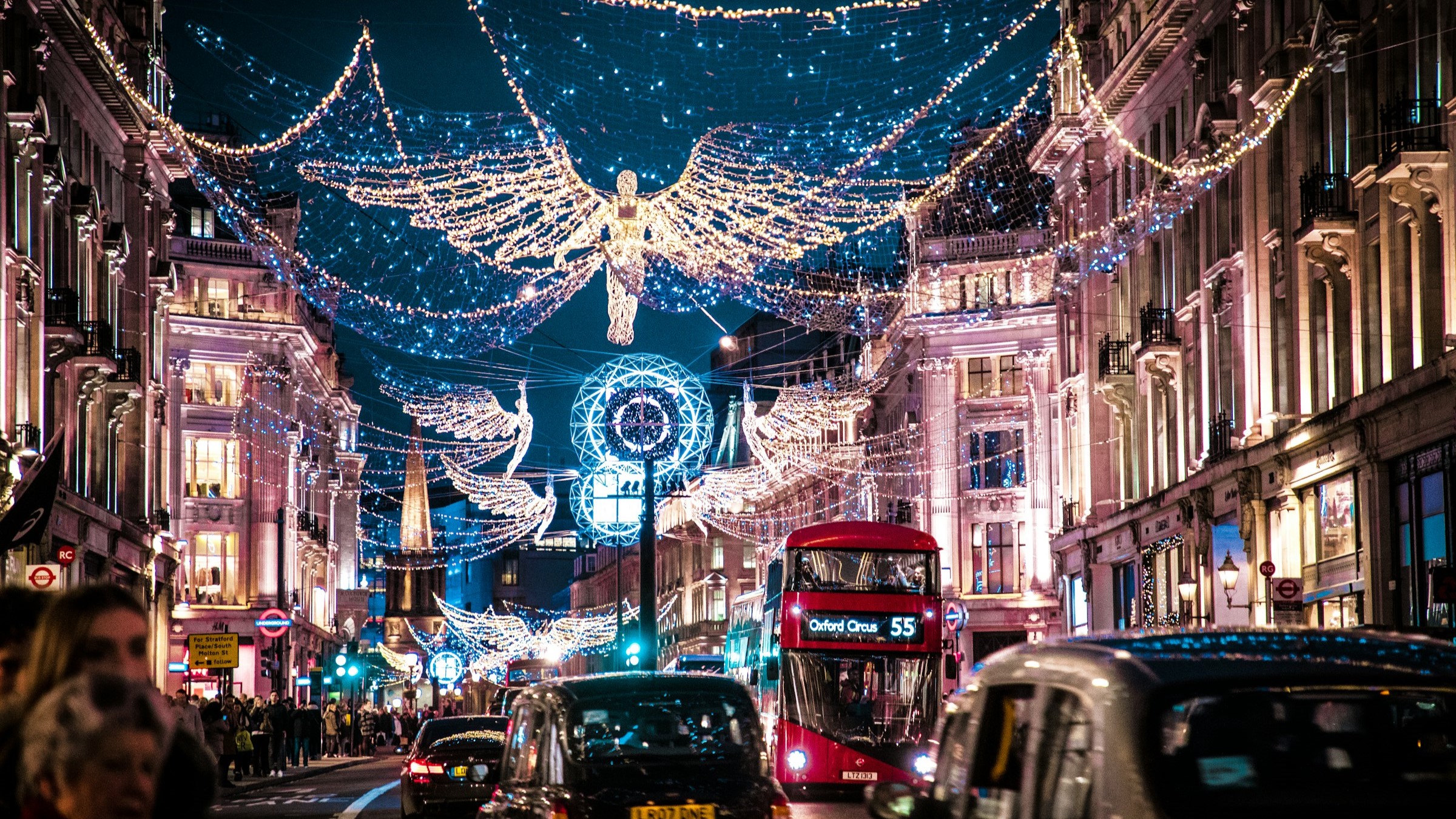 Uten Jesus er det bekmørkt, uansett hvor mange lys vi henger opp