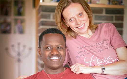 Gutten som ble funnet i en eske i Etiopia ble et stort bønnesvar