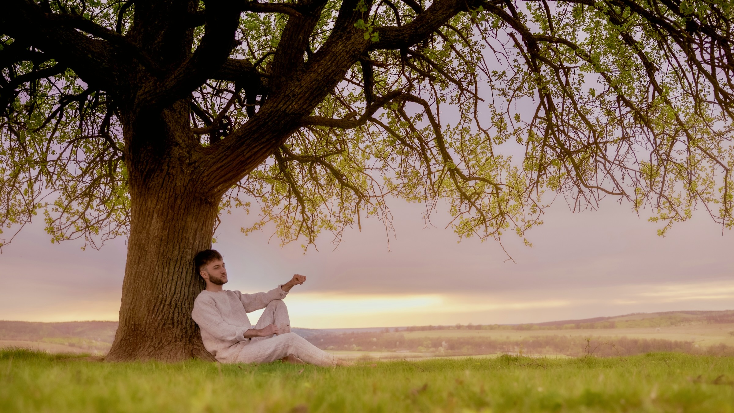 Gud møter oss akkurat der vi er – også under busker og trær